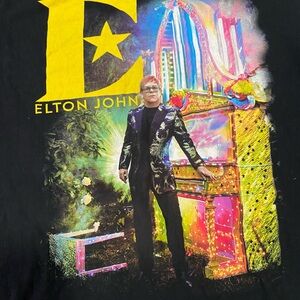 Elton John, yellow brick Road farewell T-shirt 2018 size large
